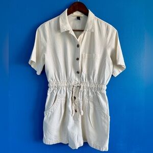 Universal Thread WomenCream Short Sleeve Cream Button-Up Romper Size XS